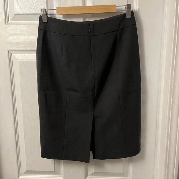 Women’s Calvin Klein Skirt Size 4 - Picture 2 of 8